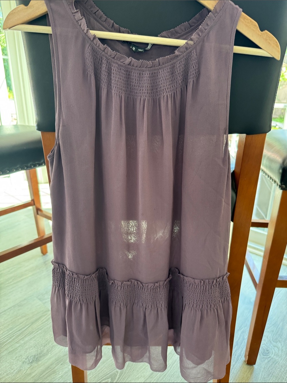 Theory Sleeveless Ruffled /smocked Women’s Top - Dusty purple -Medium 100% silk